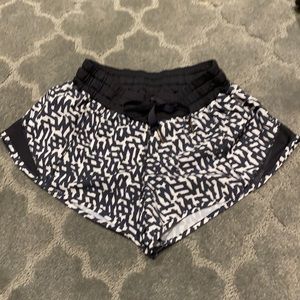 Lululemon shorts size 2 or 4